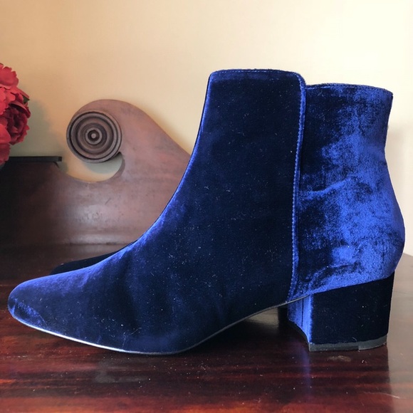 Joie Shoes - NWOB Joie Velvet Fenellie Booties Size 38.5 8.5